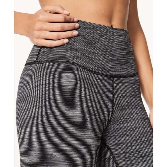 Lululemon Wunder Under Hi-Rise 17" In Wee Are From Space Black Slate Size 2 - Picture 3 of 7
